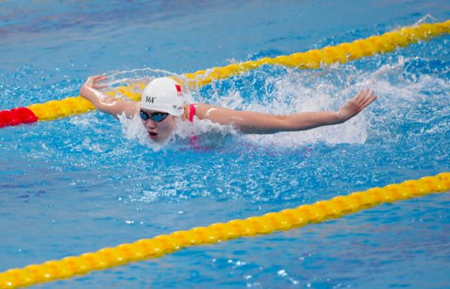 必一运动app登录入口-游泳争霸赛张雨霏展多项冲金实力 自由泳双星归位