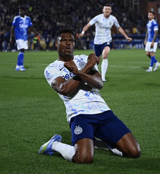 科莫3-4国际米兰全场数据：射门24-7，绝对机会4-0